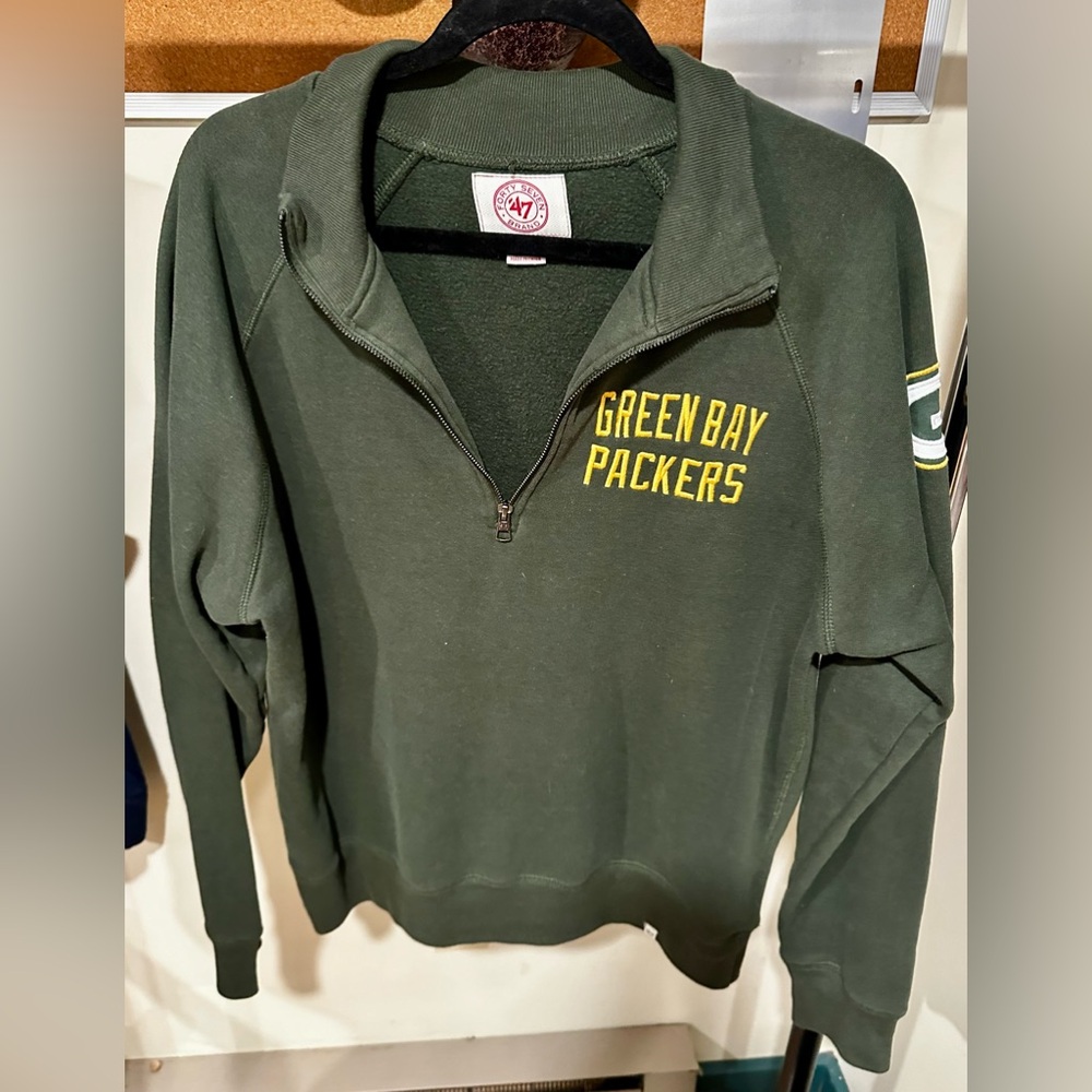 Green Bay Packers 1/4 zip sweatshirt, Men’s Large. 47 brand. Vintage appeal
